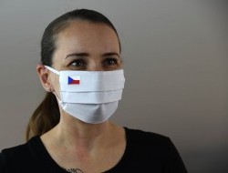 Exkluzívne ochranné rúško - AT, BE, CZ, DE, FR, GB, HU, CH, IT, NL, RU - ZVLÁDNEME TO!